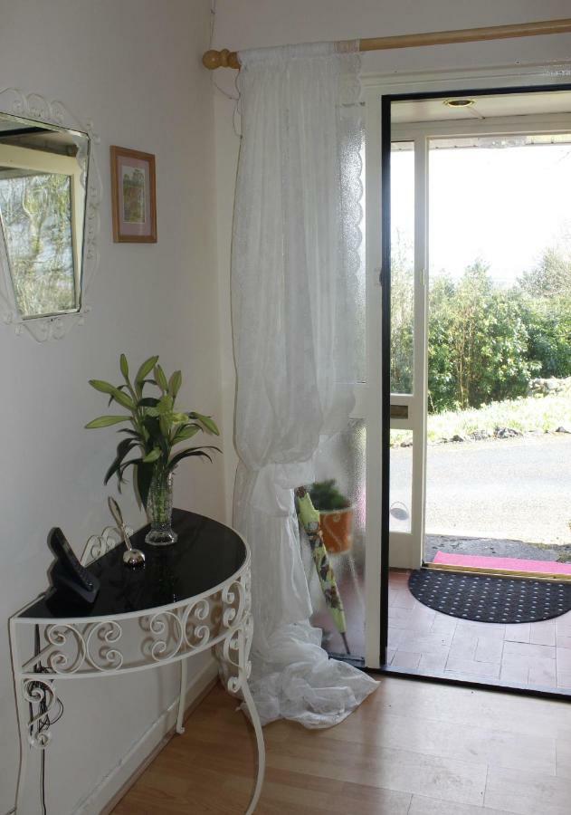 Hollybanks Apartment Moycullen ภายนอก รูปภาพ